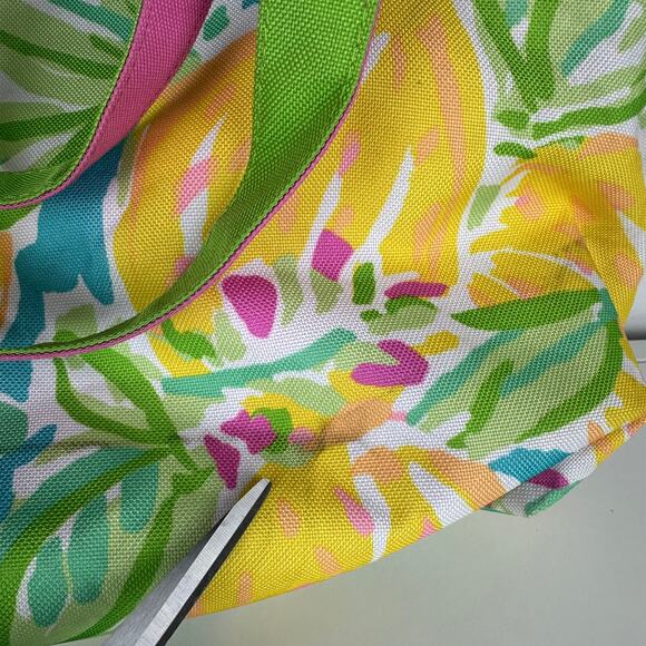 Lilly Pulitzer x Estee Lauder Womens Lemon Multicolor Tote Cosmetic Bag Set - Picture 6 of 10